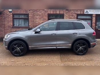 Used Volkswagen Touareg 2016 for sale - 78827844: Photo