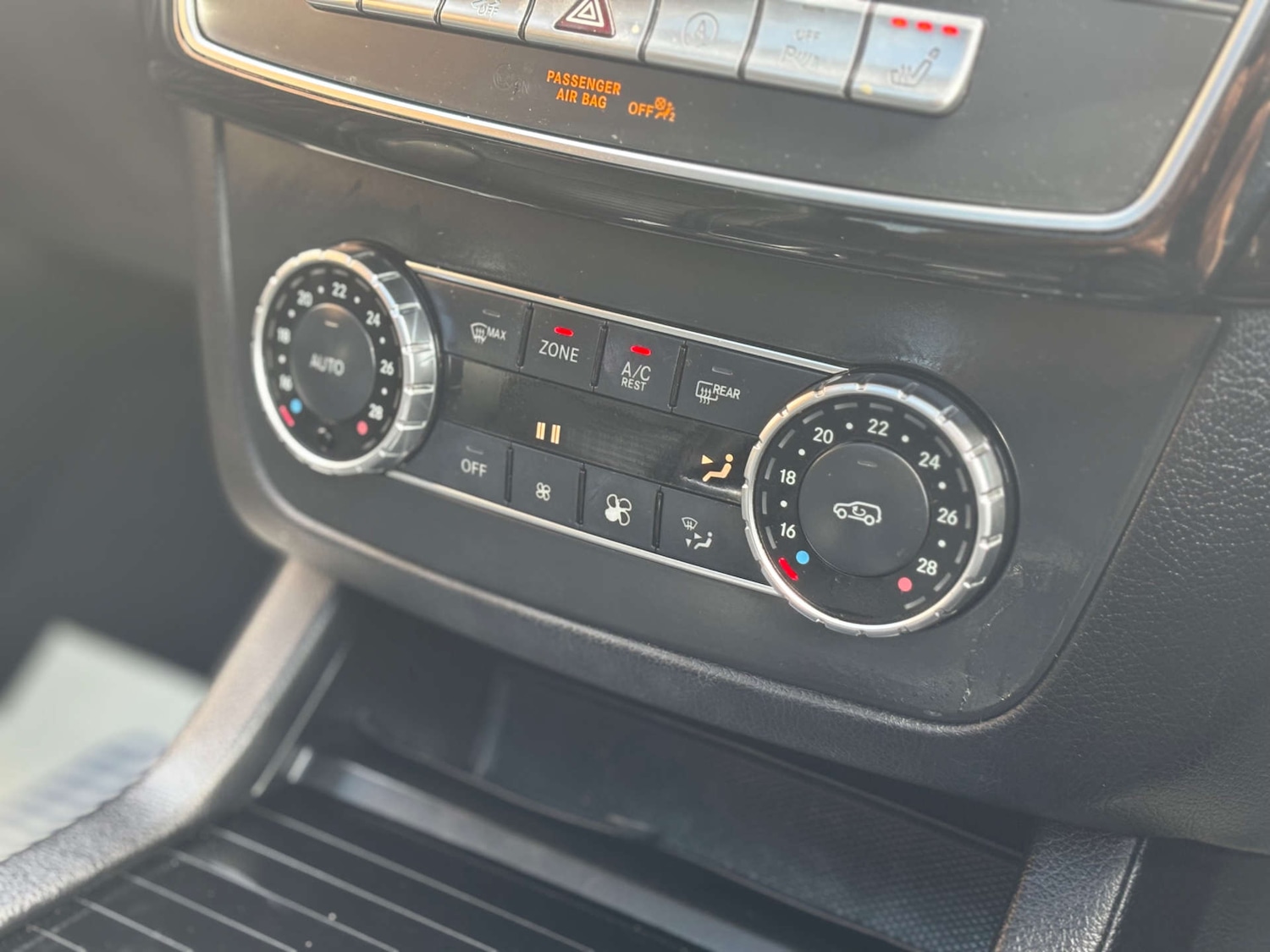 Used Mercedes-Benz GLE 2017 for sale - 76681832: Photo 47