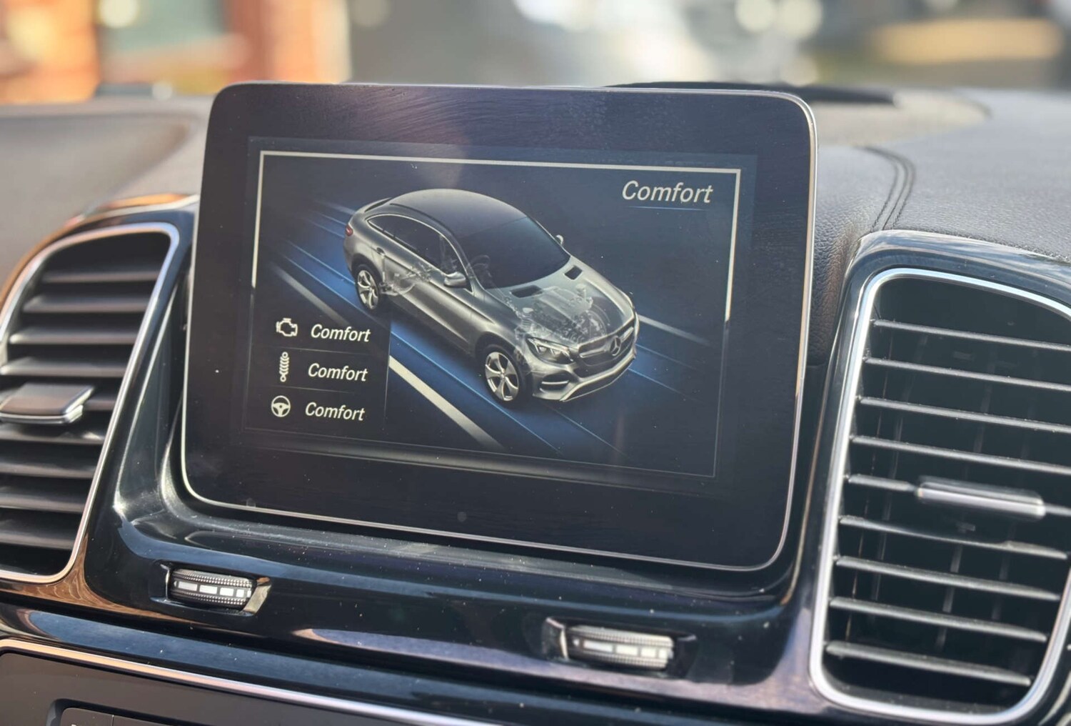 Used Mercedes-Benz GLE 2017 for sale - 76681832: Photo 57