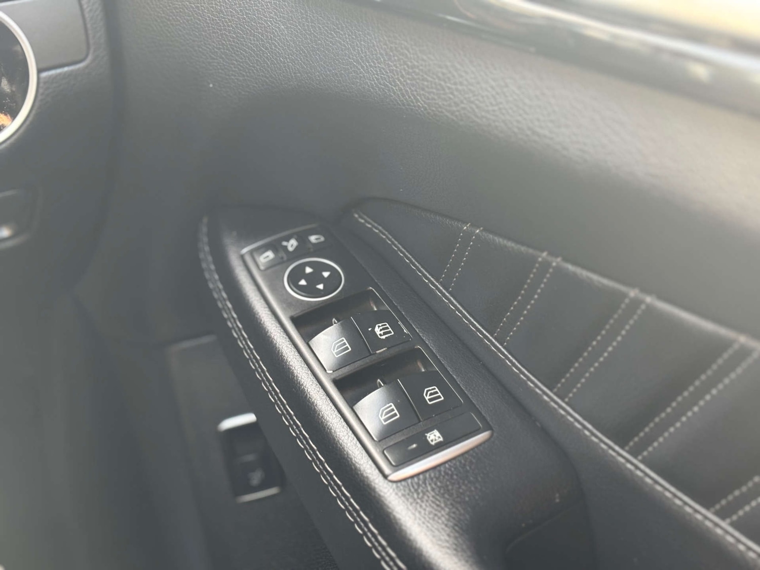 Used Mercedes-Benz GLE 2017 for sale - 76681832: Photo 68