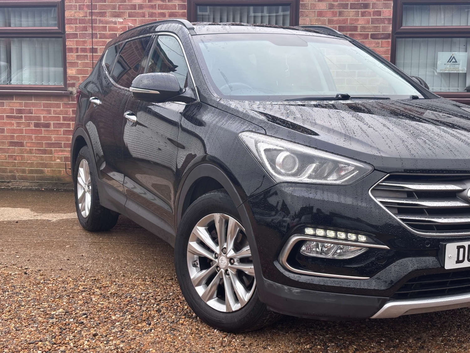 Used Hyundai Santa Fe 2017 for sale - 77622833: Photo 16