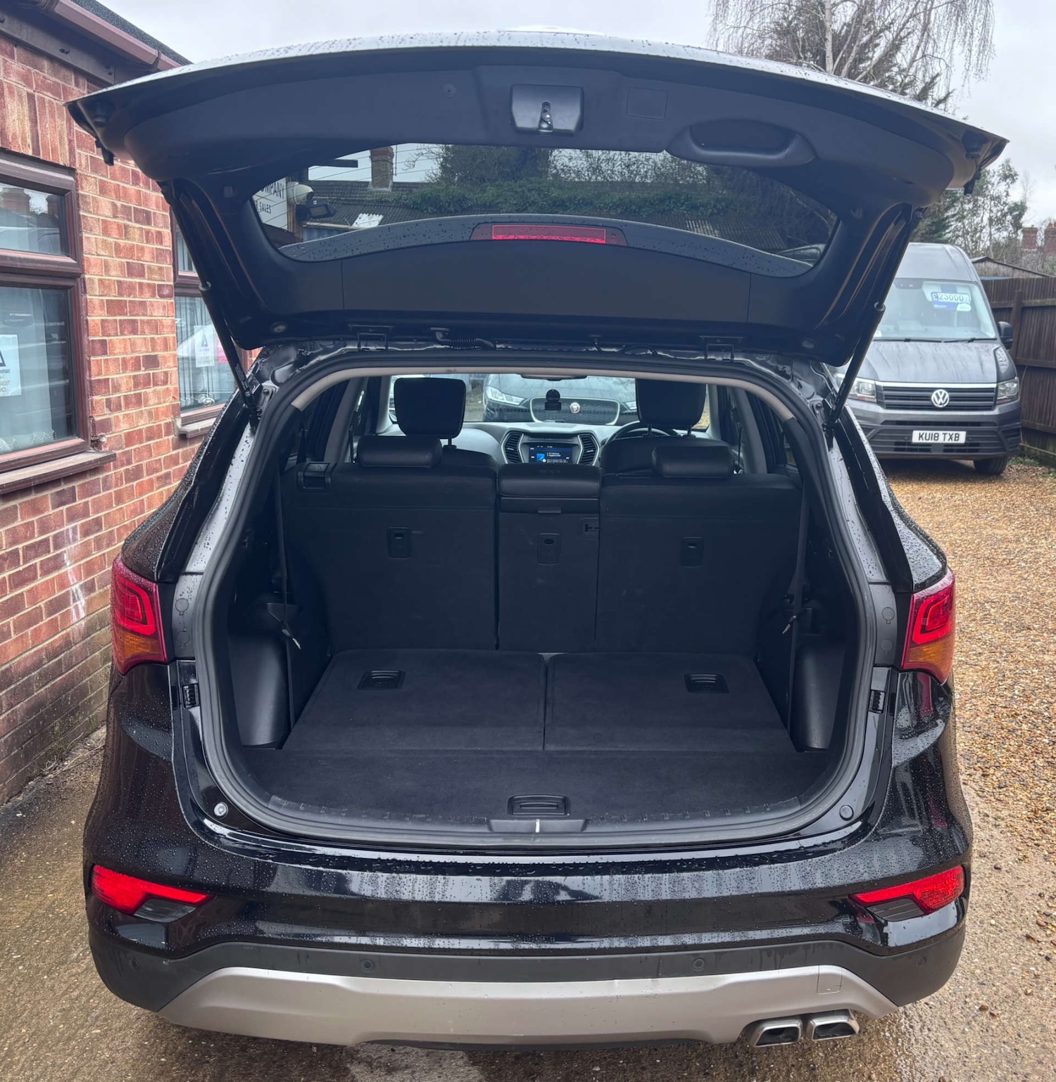 Used Hyundai Santa Fe 2017 for sale - 77622833: Photo 20