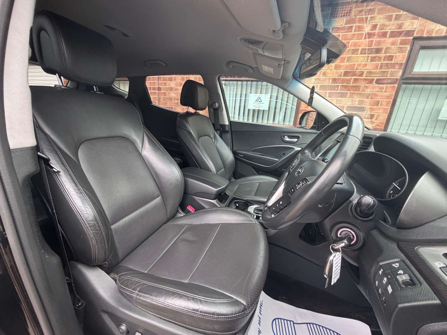 Used Hyundai Santa Fe 2017 for sale - 77622833: Photo 43