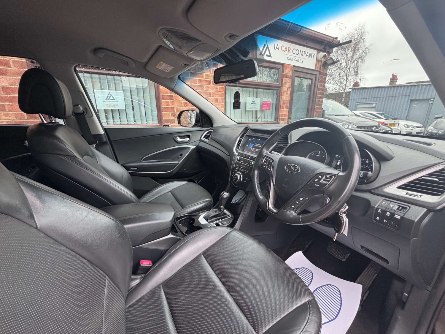 Used Hyundai Santa Fe 2017 for sale - 77622833: Photo 44