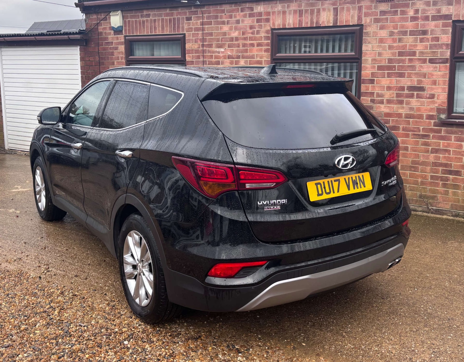 Used Hyundai Santa Fe 2017 for sale - 77622833: Photo 5