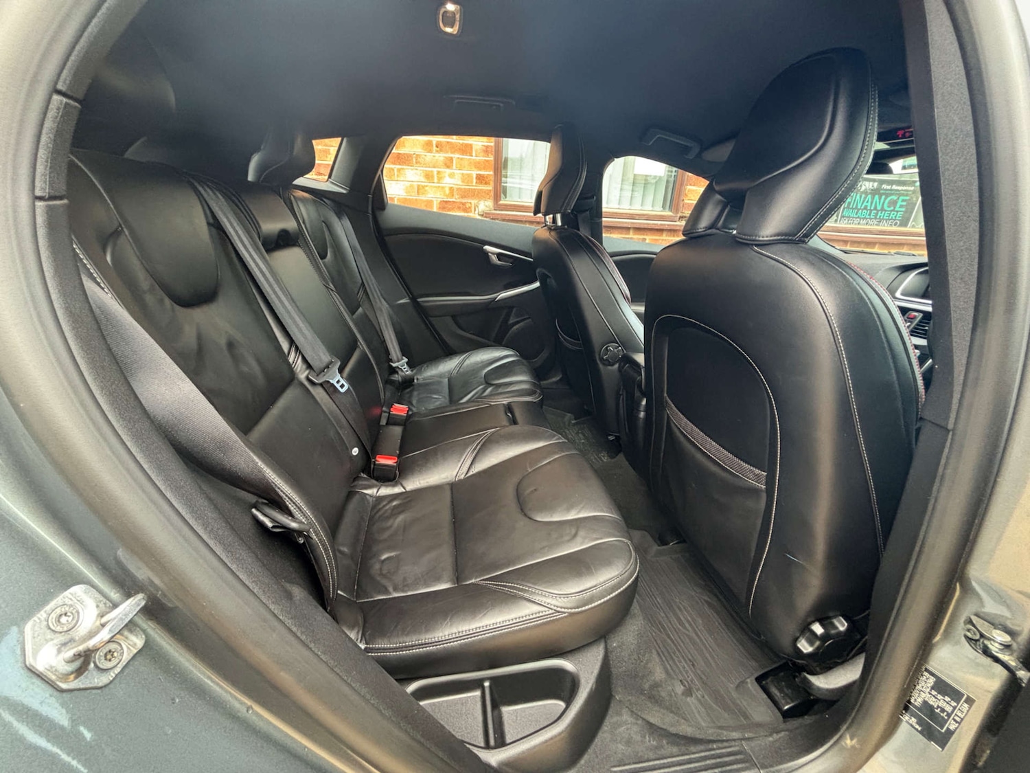 Used Volvo V40 2016 for sale - 76681859: Photo 26