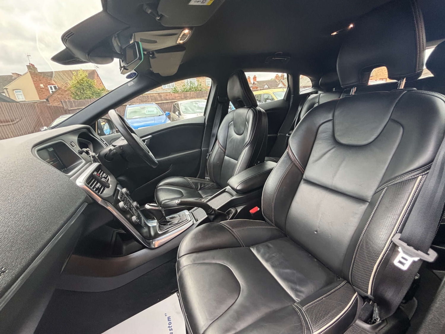 Used Volvo V40 2016 for sale - 76681859: Photo 33