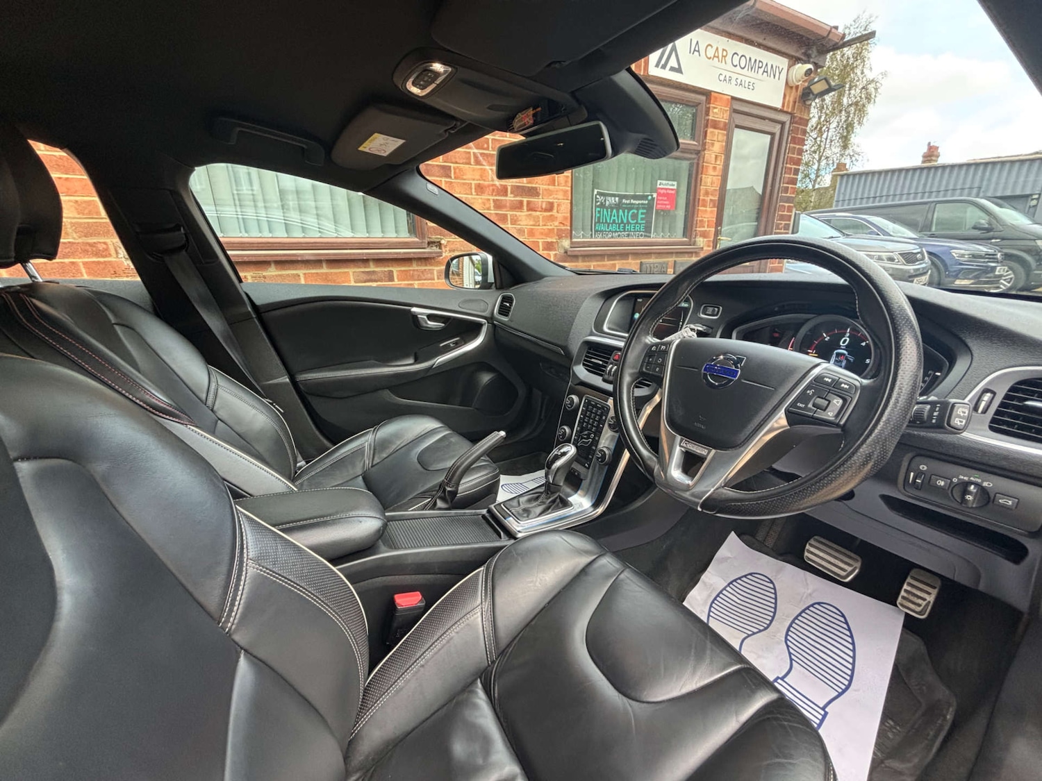 Used Volvo V40 2016 for sale - 76681859: Photo 38