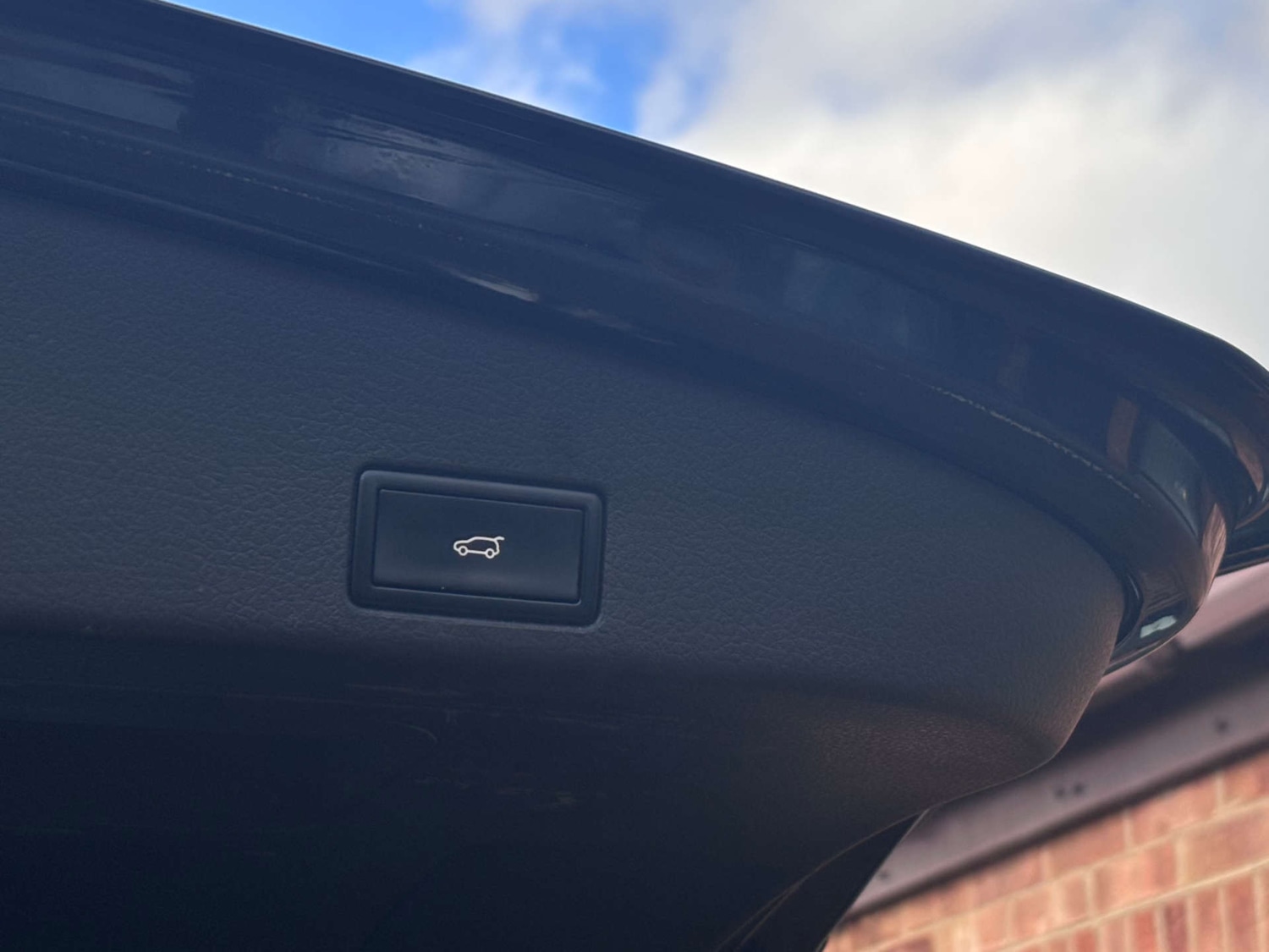 Used Volkswagen Touareg 2013 for sale - 77285510: Photo 19