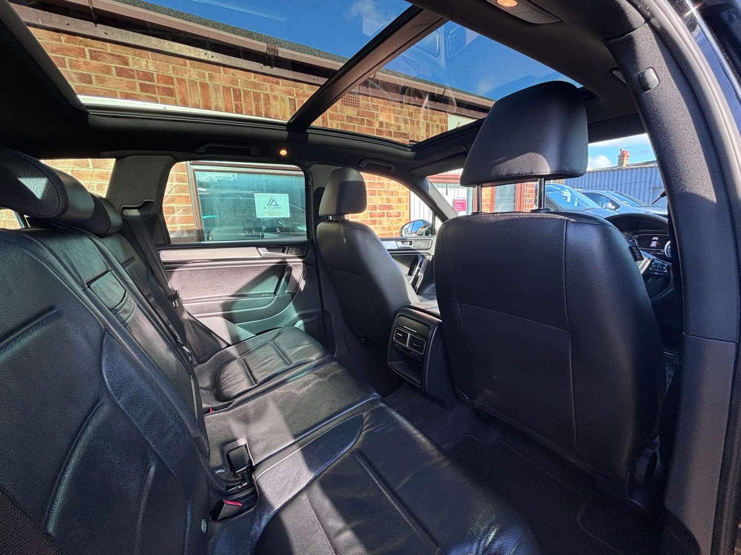 Used Volkswagen Touareg 2013 for sale - 77285510: Photo 21