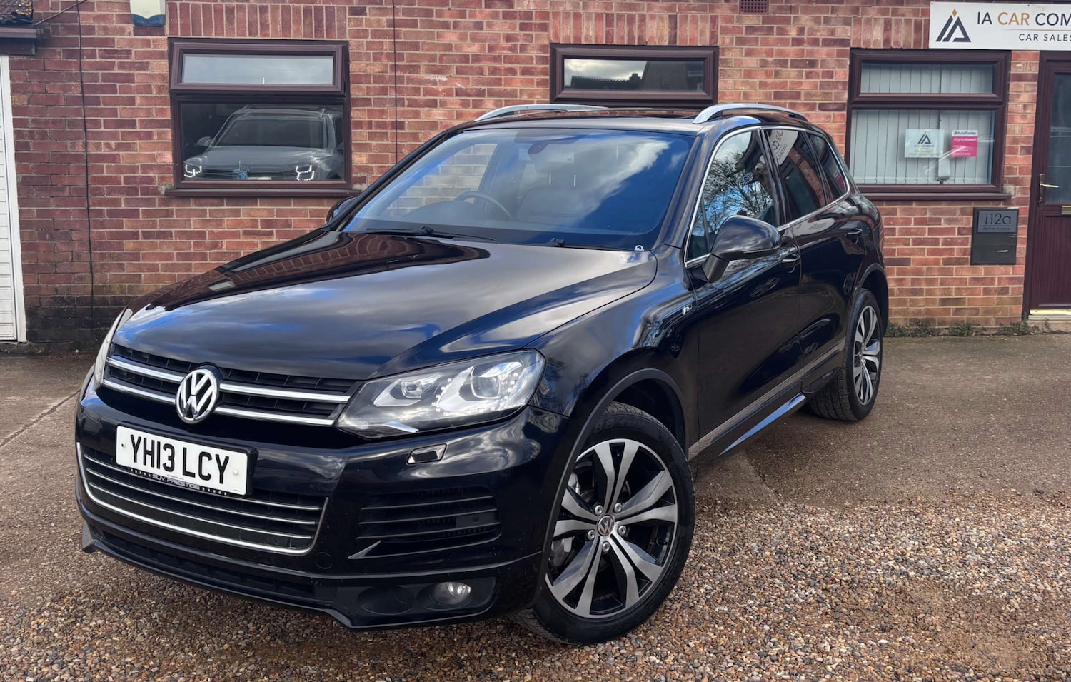 Used Volkswagen Touareg 2013 for sale - 77285510: Photo 3