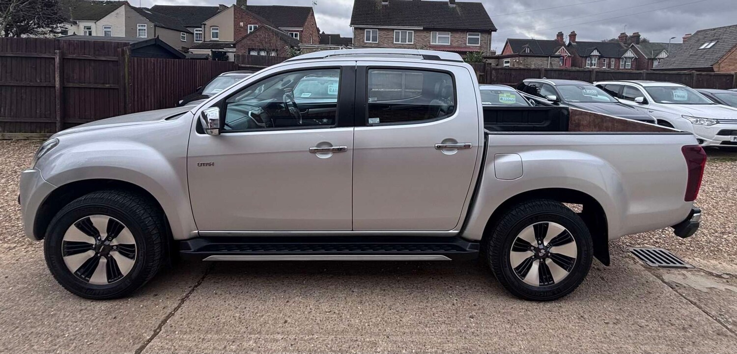 Used Isuzu D-Max 2020 for sale - 77837294: Photo 6