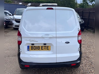 Used Ford Transit Courier 2018 for sale - 78619937: Photo