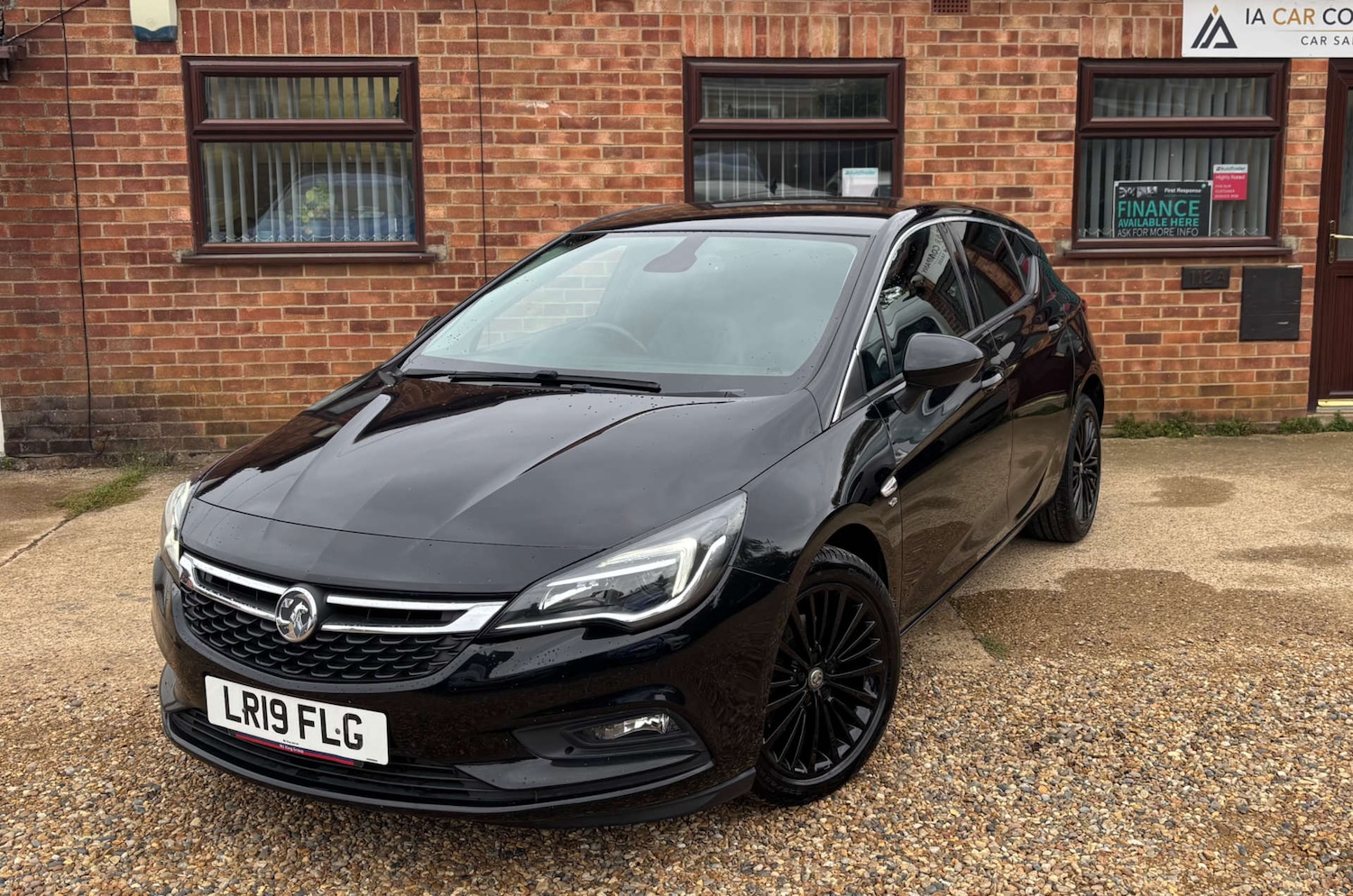 Used Vauxhall Astra 2019 for sale - 76681836: Photo 3