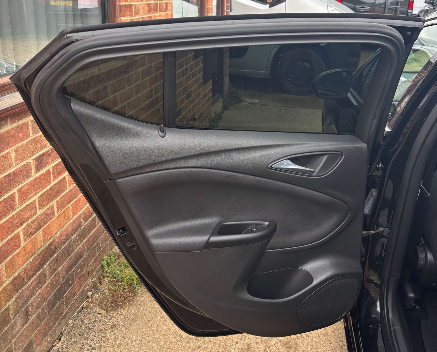 Used Vauxhall Astra 2019 for sale - 76681836: Photo 34