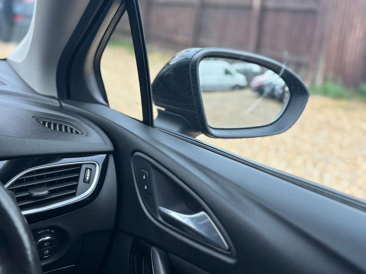 Used Vauxhall Astra 2019 for sale - 76681836: Photo 59