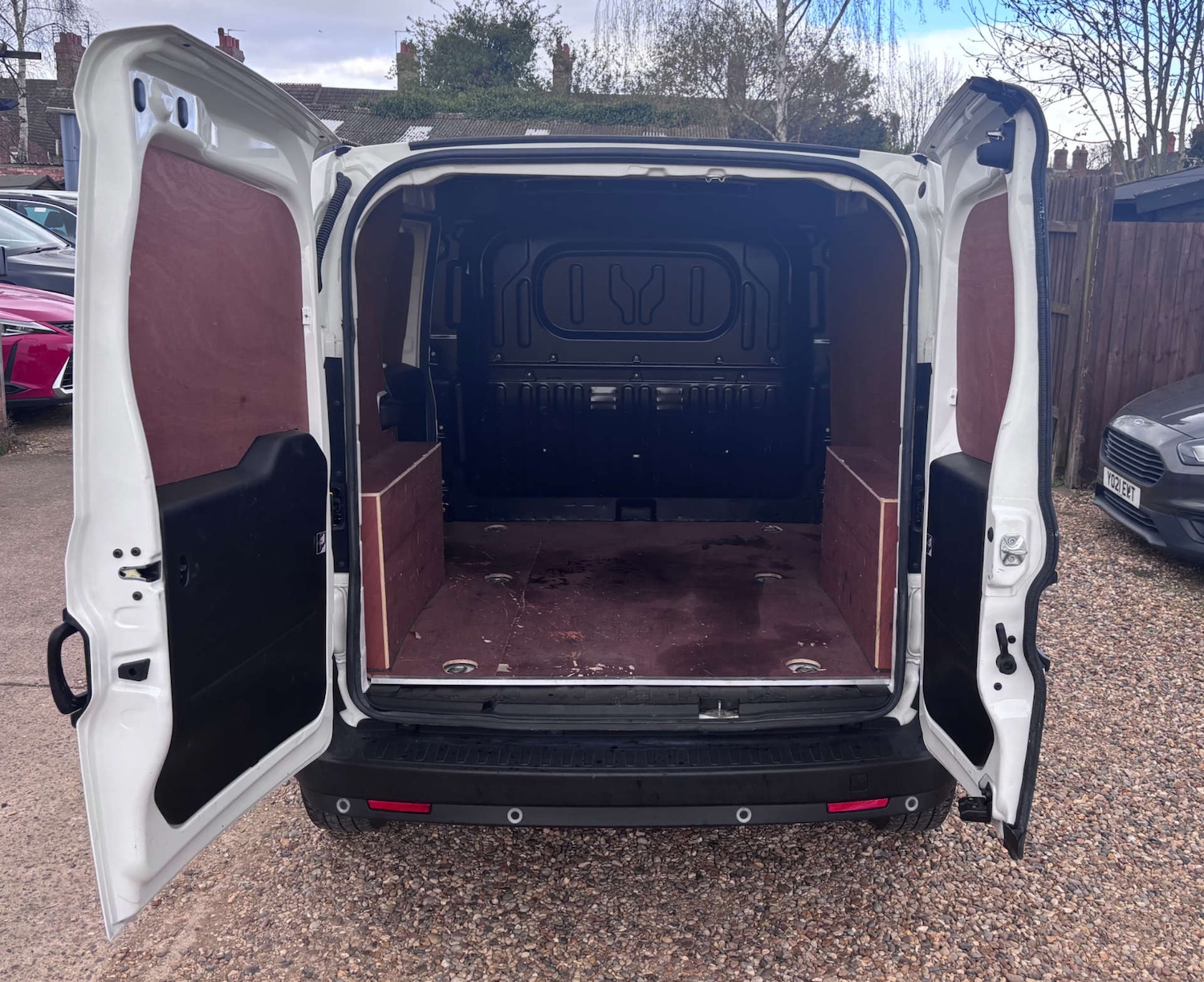 Used Vauxhall Combo 2018 for sale - 78152315: Photo 11