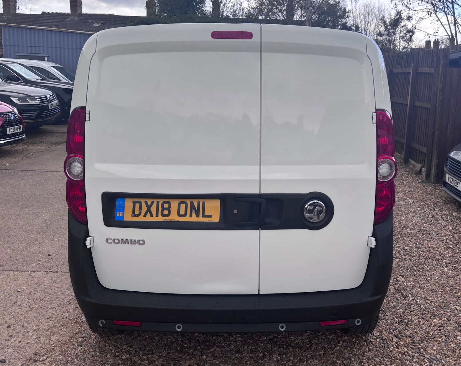 Used Vauxhall Combo 2018 for sale - 78152315: Photo 4