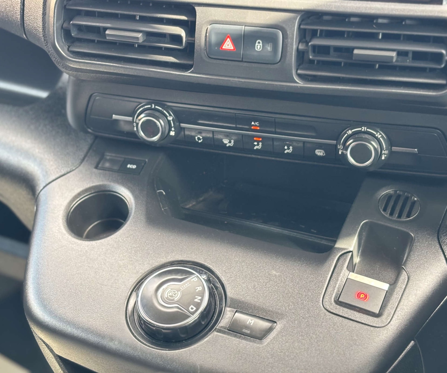 Used Citroen Berlingo 2020 for sale - 76681863: Photo 37