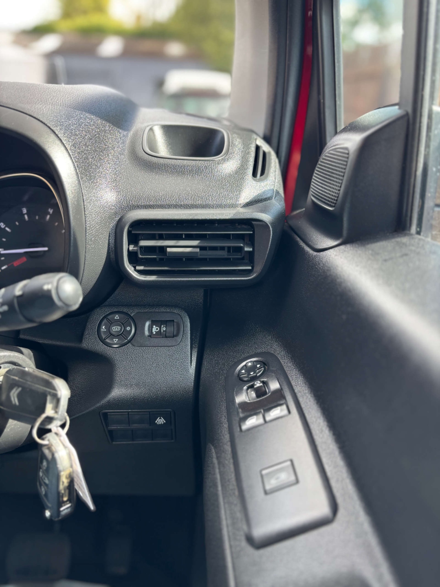 Used Citroen Berlingo 2020 for sale - 76681863: Photo 42