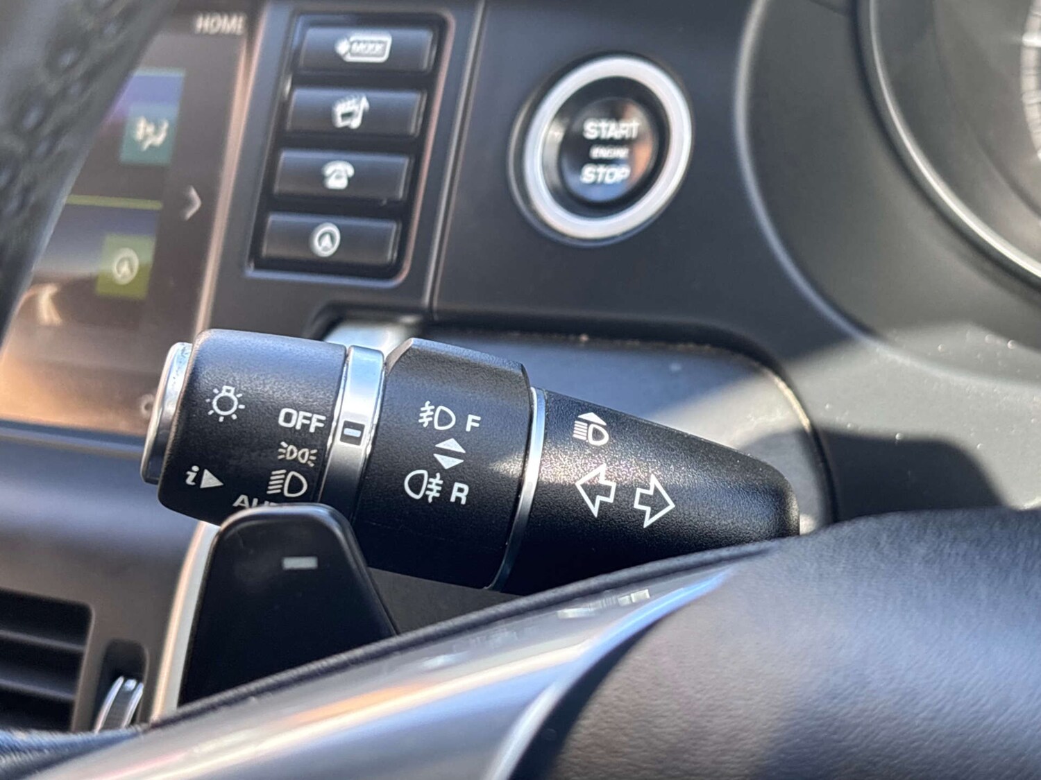 Used Land Rover Discovery Sport 2018 for sale - 78068079: Photo 59