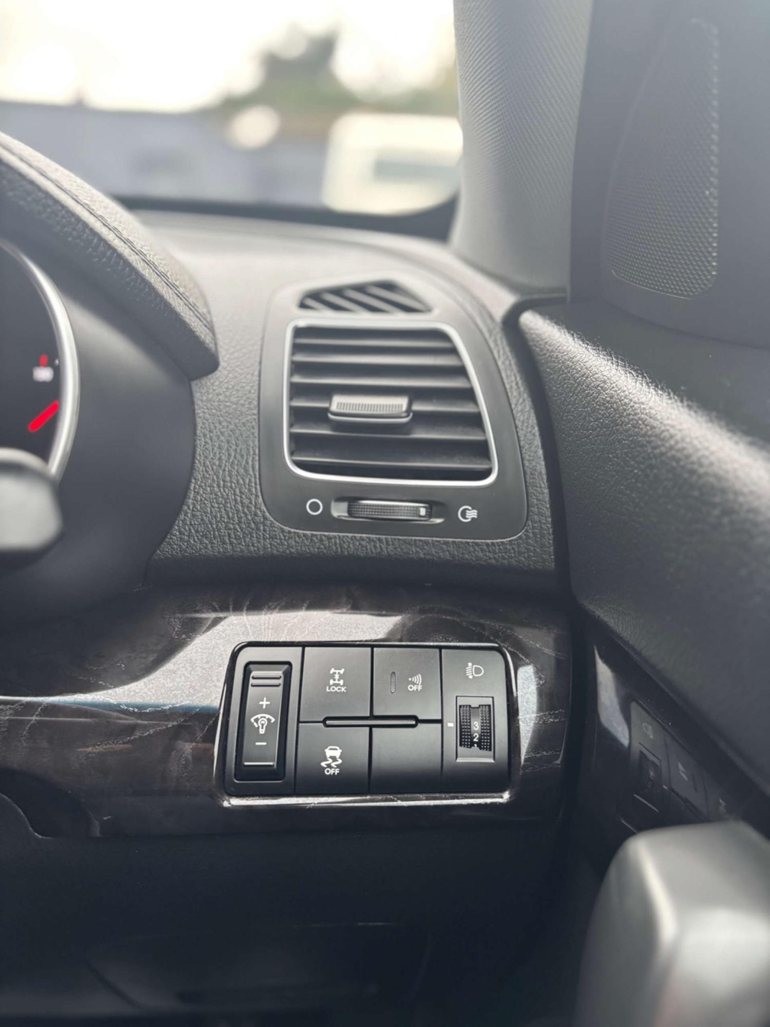 Used Kia Sorento 2014 for sale - 76881600: Photo 51