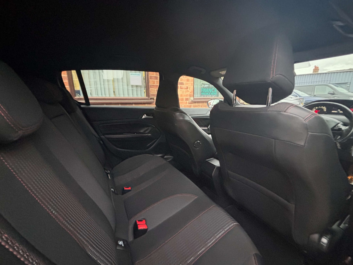 Used Peugeot 308 2016 for sale - 76767892: Photo 24