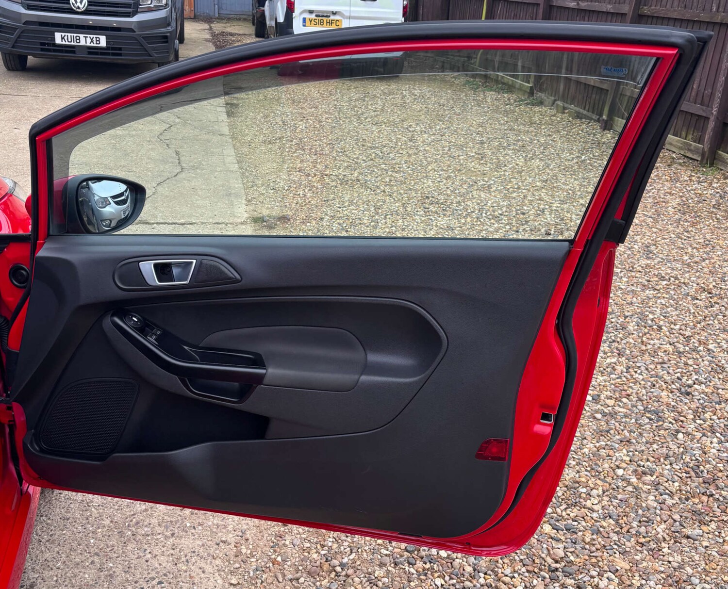 Used Ford Fiesta 2013 for sale - 77765729: Photo 32