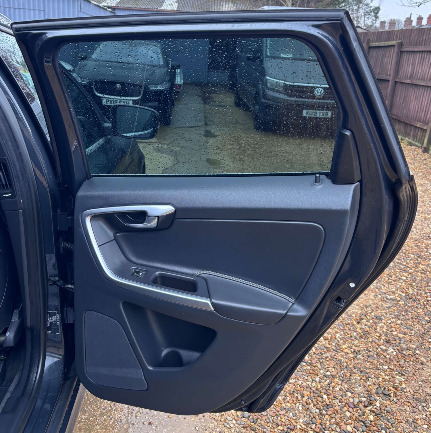 Used Volvo XC60 2014 for sale - 77630703: Photo 24