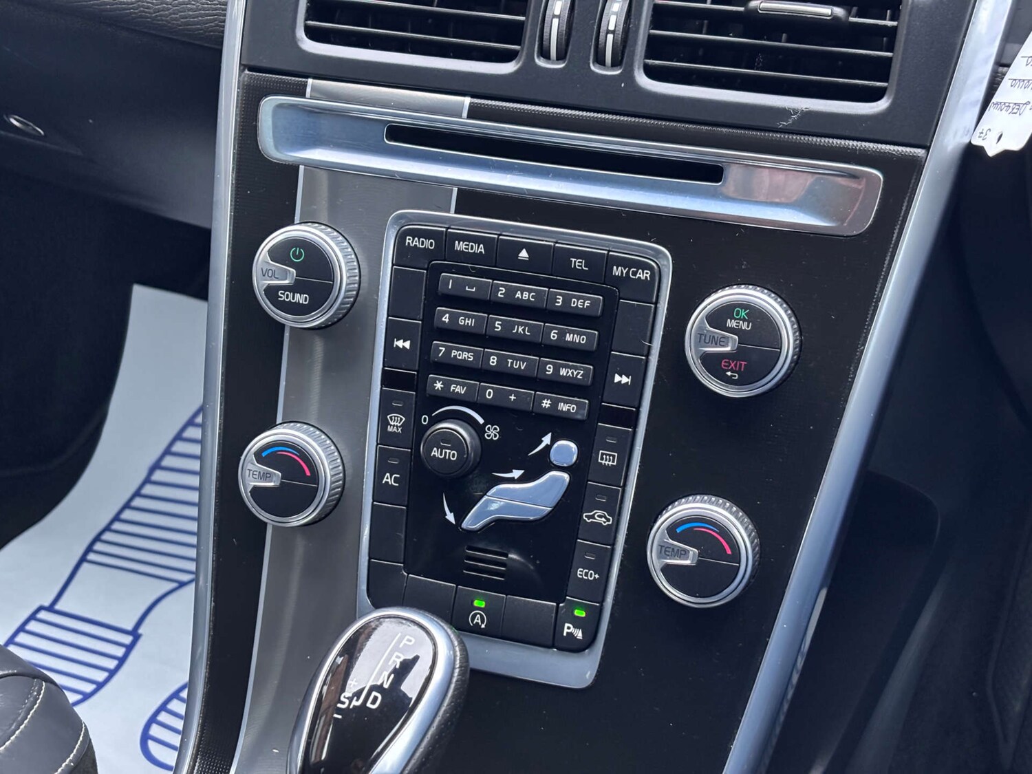 Used Volvo XC60 2014 for sale - 77630703: Photo 43