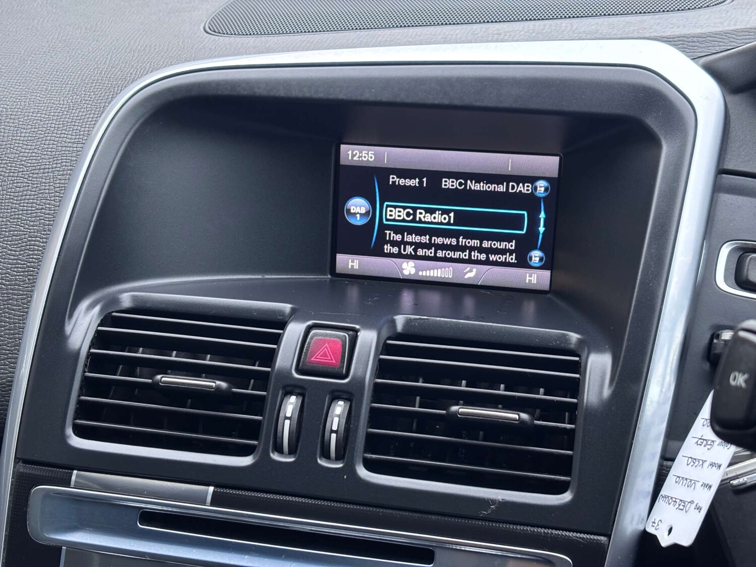 Used Volvo XC60 2014 for sale - 77630703: Photo 44