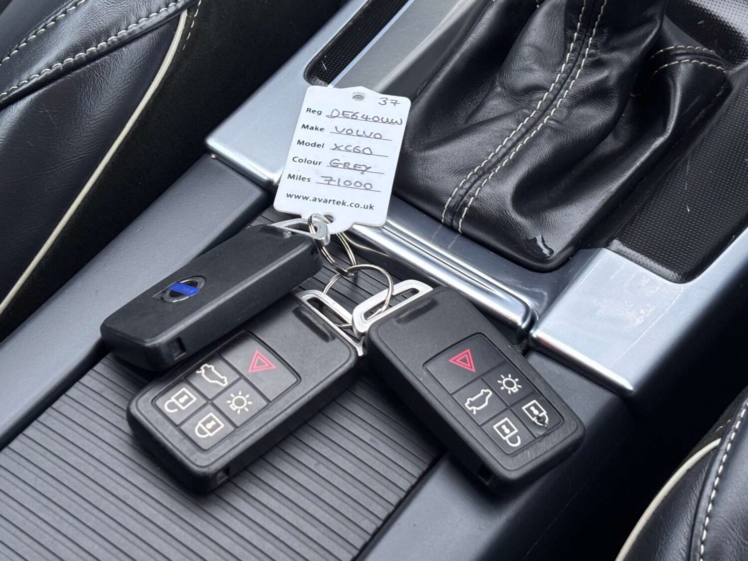 Used Volvo XC60 2014 for sale - 77630703: Photo 61