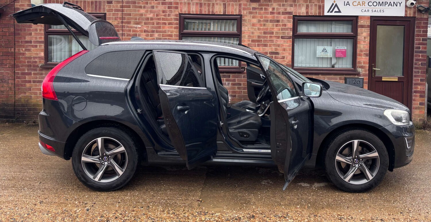 Used Volvo XC60 2014 for sale - 77630703: Photo 9