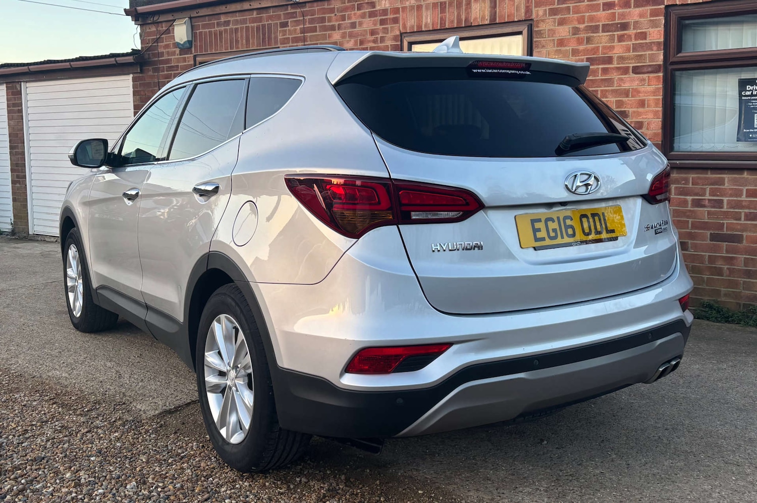 Used Hyundai Santa Fe 2016 for sale - 77235331: Photo 13