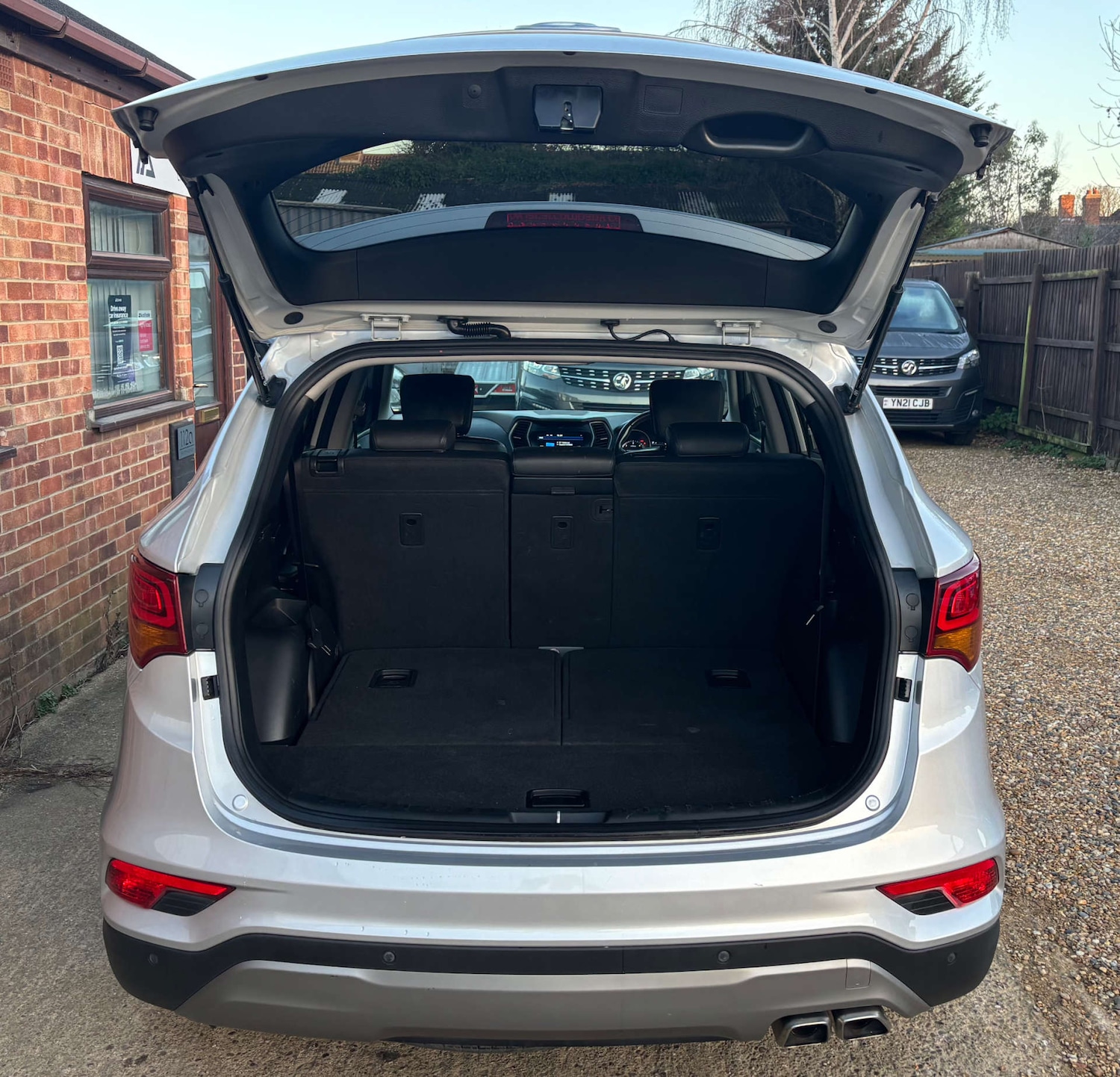 Used Hyundai Santa Fe 2016 for sale - 77235331: Photo 20