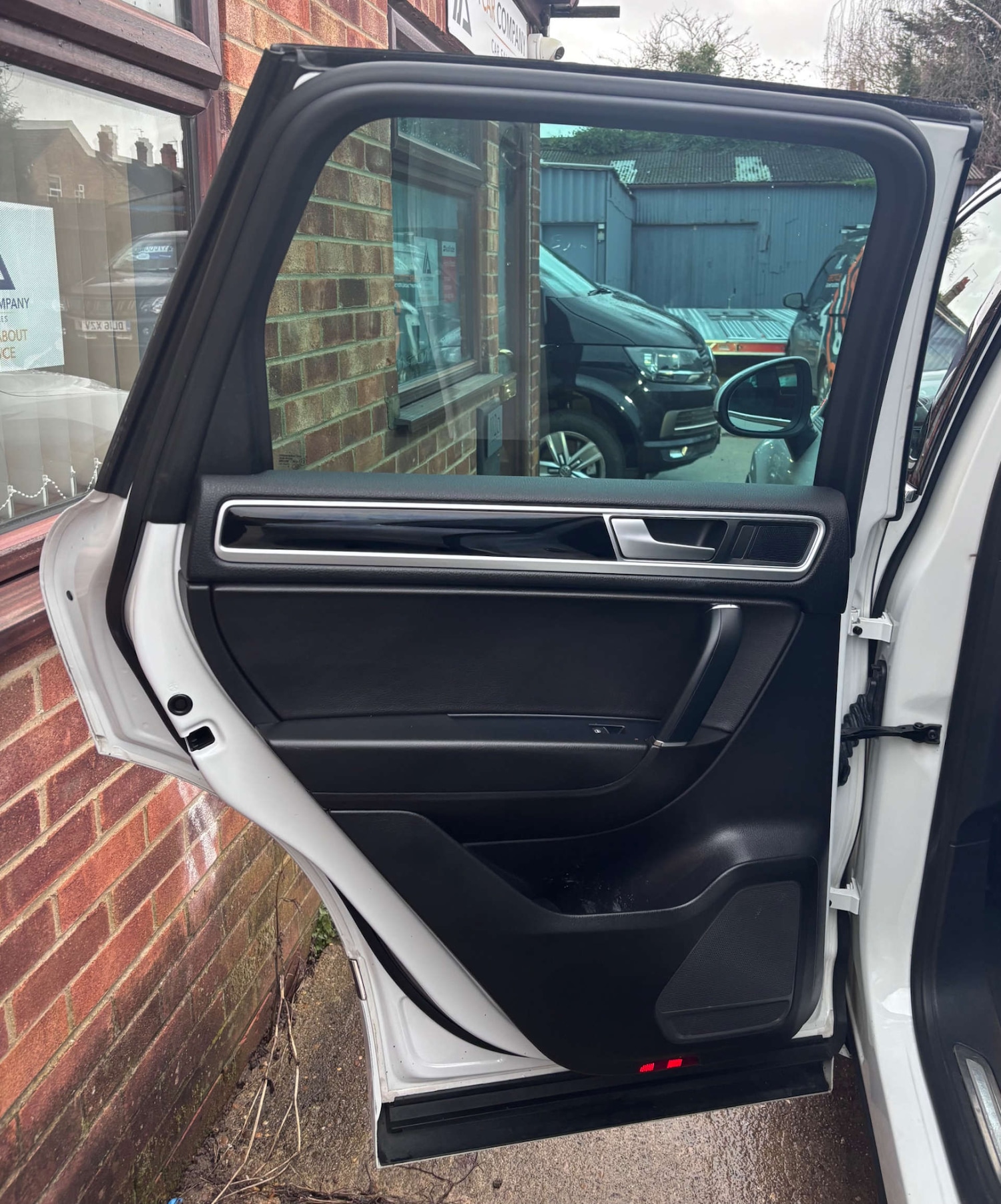 Used Volkswagen Touareg 2016 for sale - 77556761: Photo 29