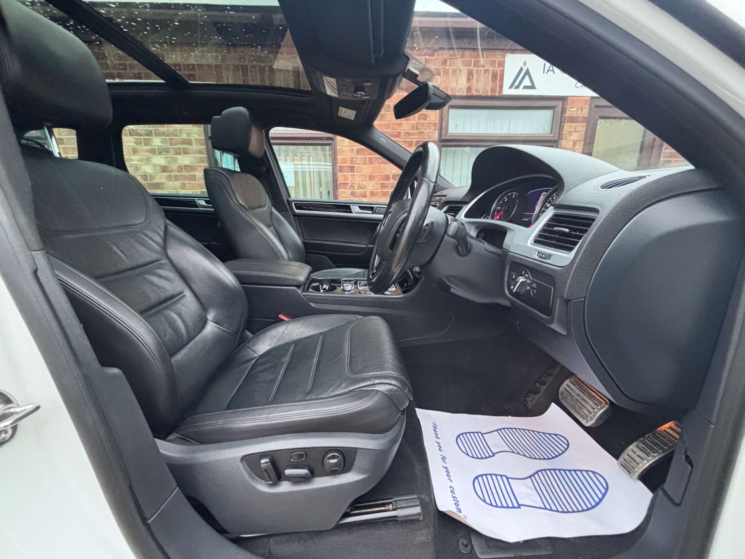 Used Volkswagen Touareg 2016 for sale - 77556761: Photo 38