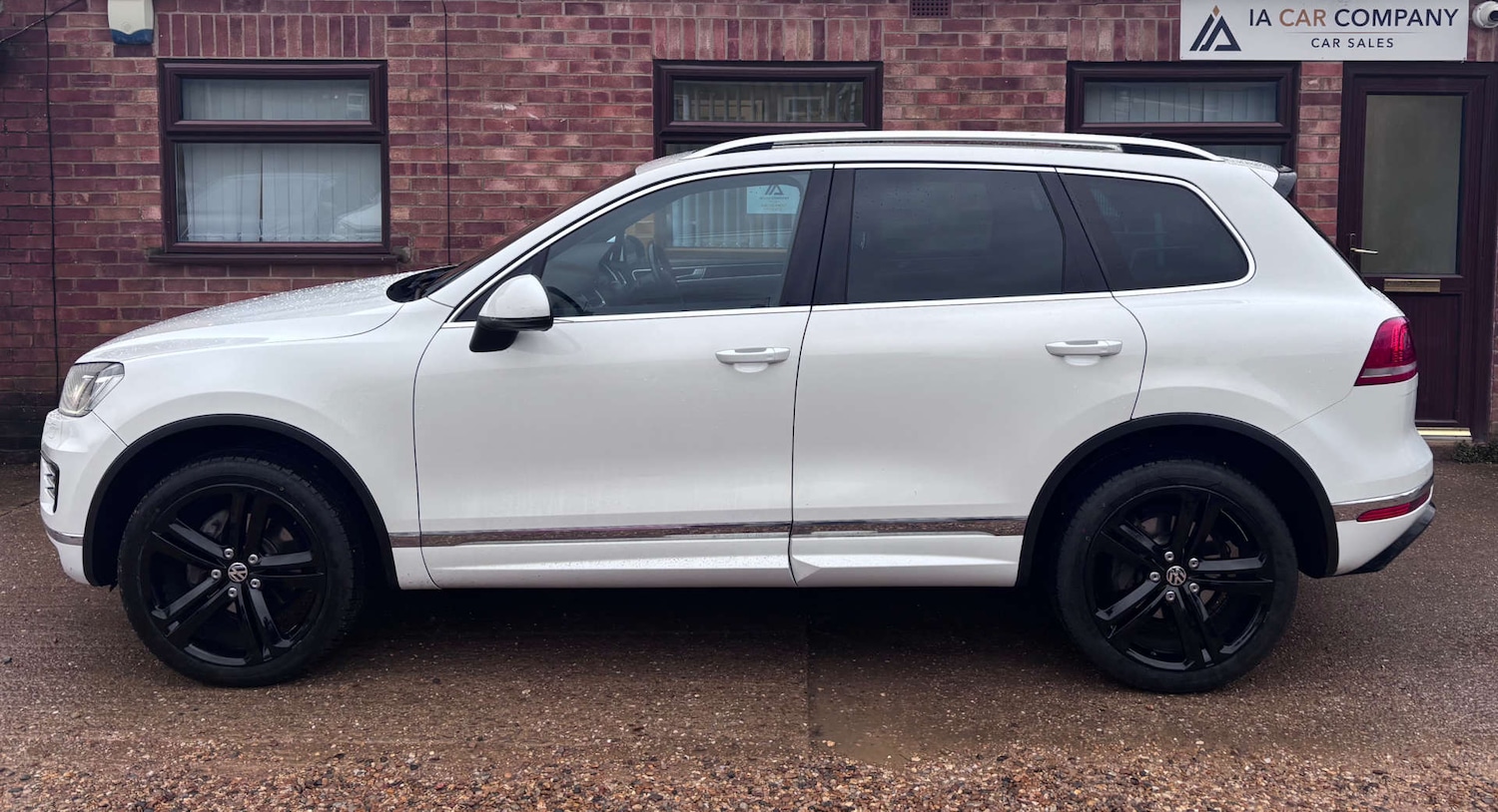 Used Volkswagen Touareg 2016 for sale - 77556761: Photo 4