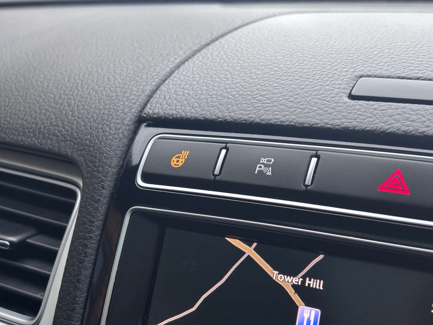 Used Volkswagen Touareg 2016 for sale - 77556761: Photo 49