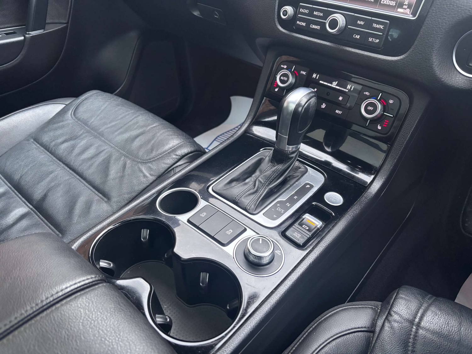 Used Volkswagen Touareg 2016 for sale - 77556761: Photo 51