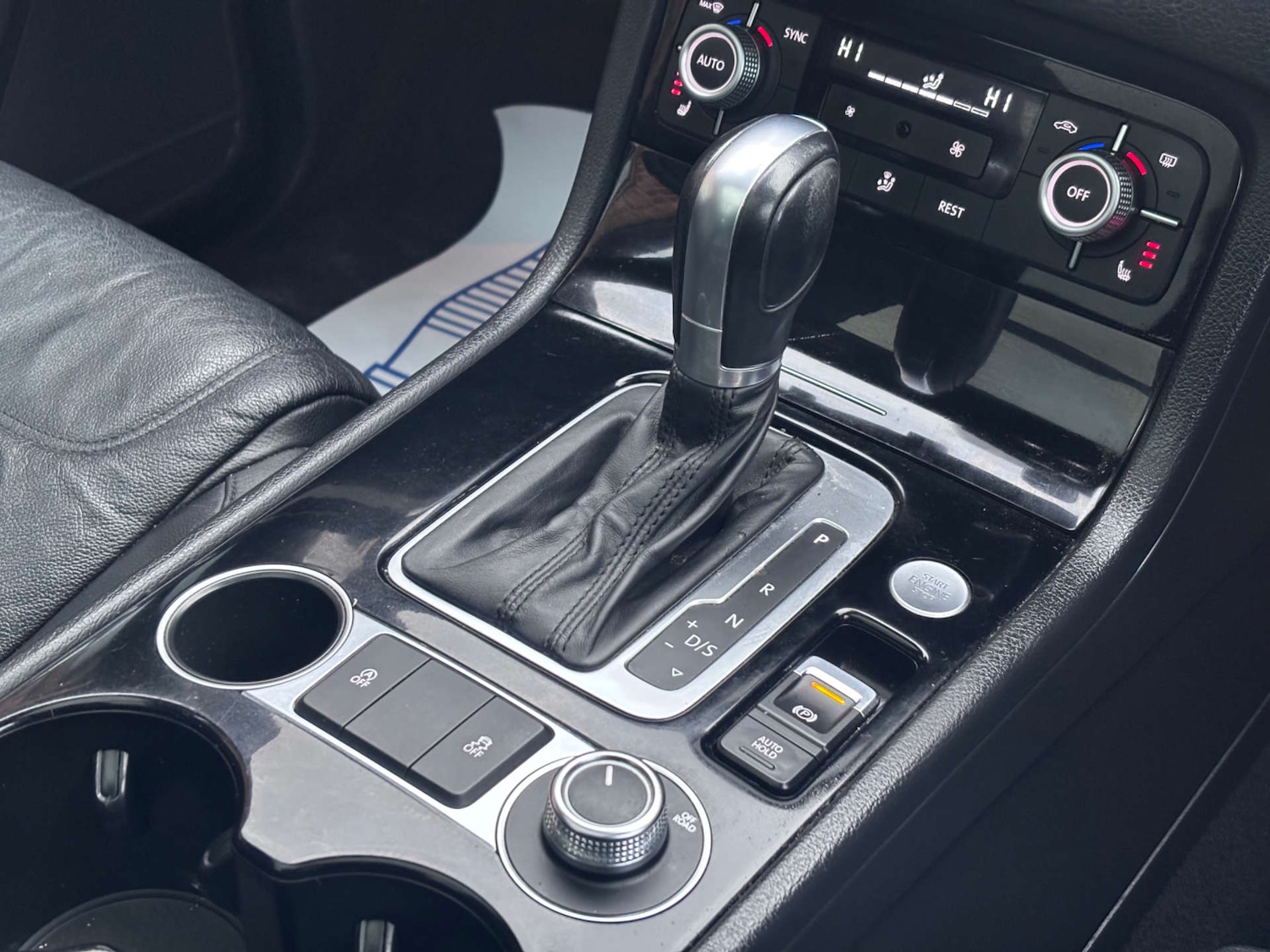 Used Volkswagen Touareg 2016 for sale - 77556761: Photo 52