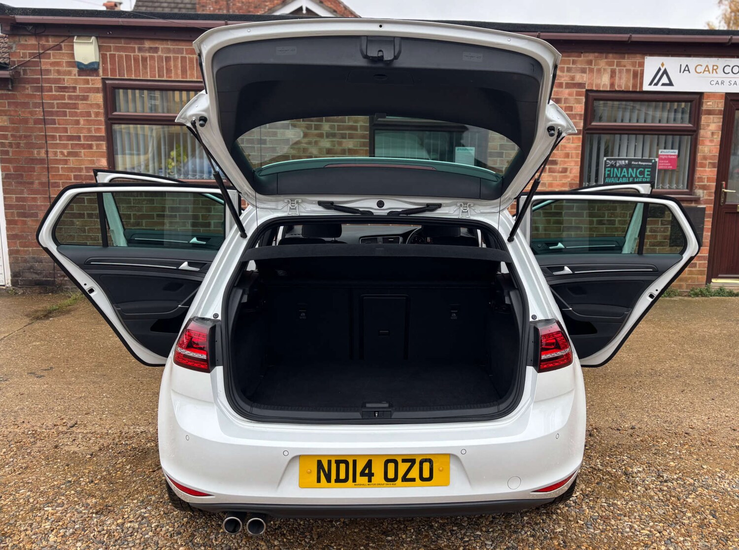 Used Volkswagen Golf 2014 for sale - 76681856: Photo 13