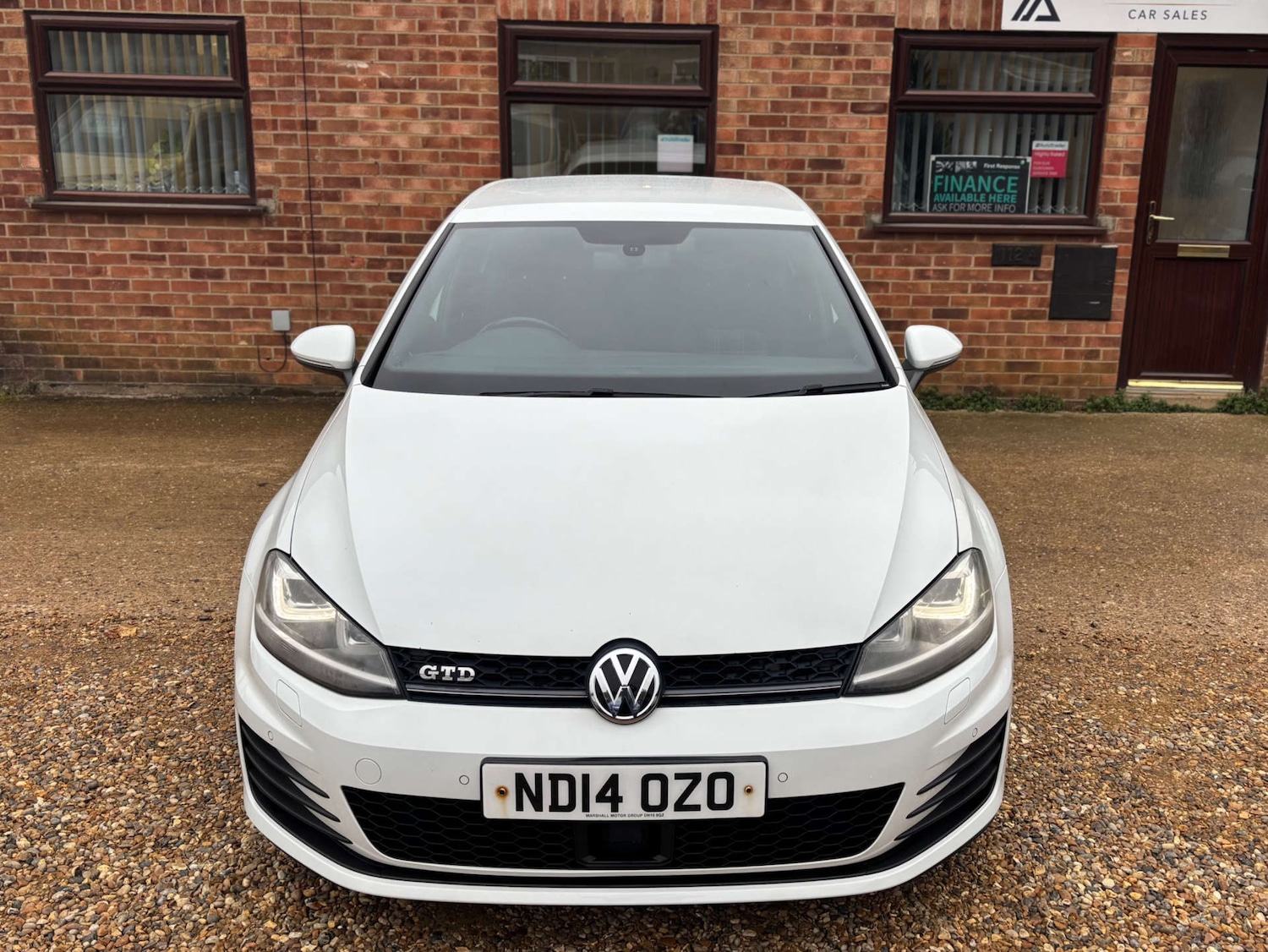 Used Volkswagen Golf 2014 for sale - 76681856: Photo 2