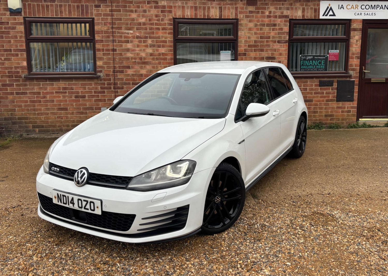 Used Volkswagen Golf 2014 for sale - 76681856: Photo 3