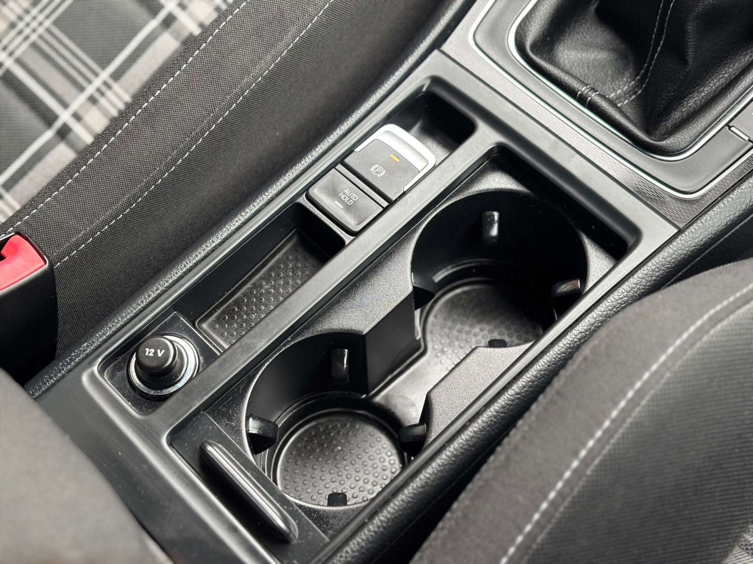 Used Volkswagen Golf 2014 for sale - 76681856: Photo 52