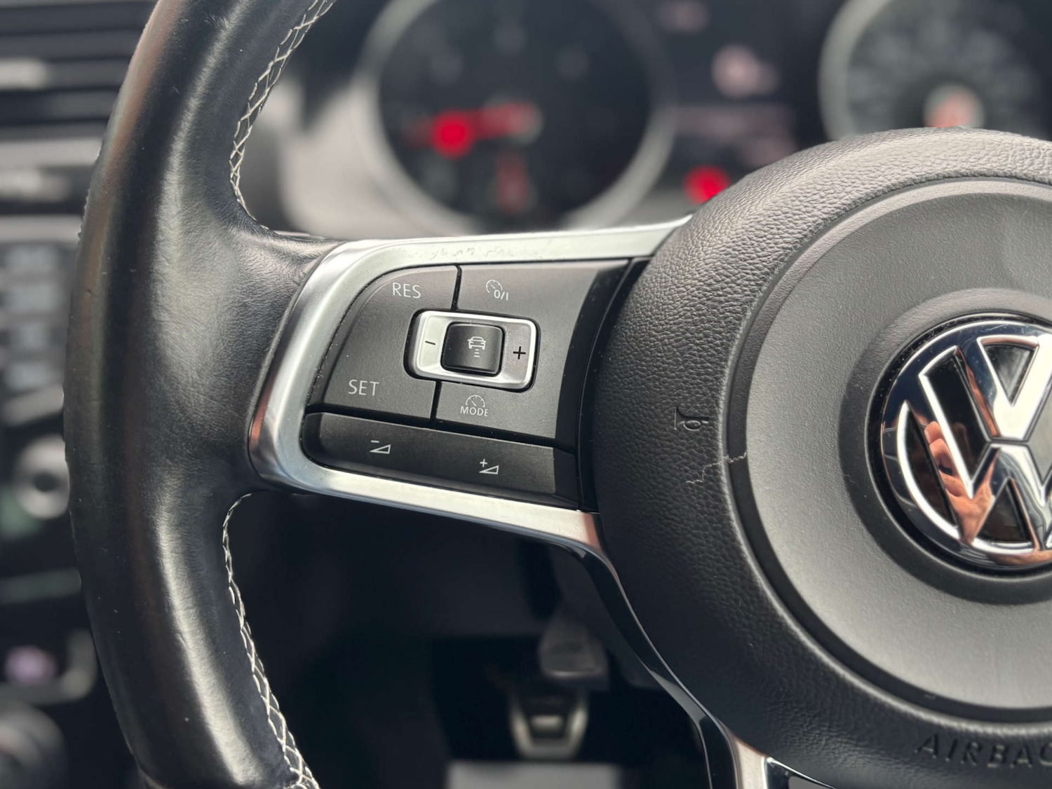 Used Volkswagen Golf 2014 for sale - 76681856: Photo 55