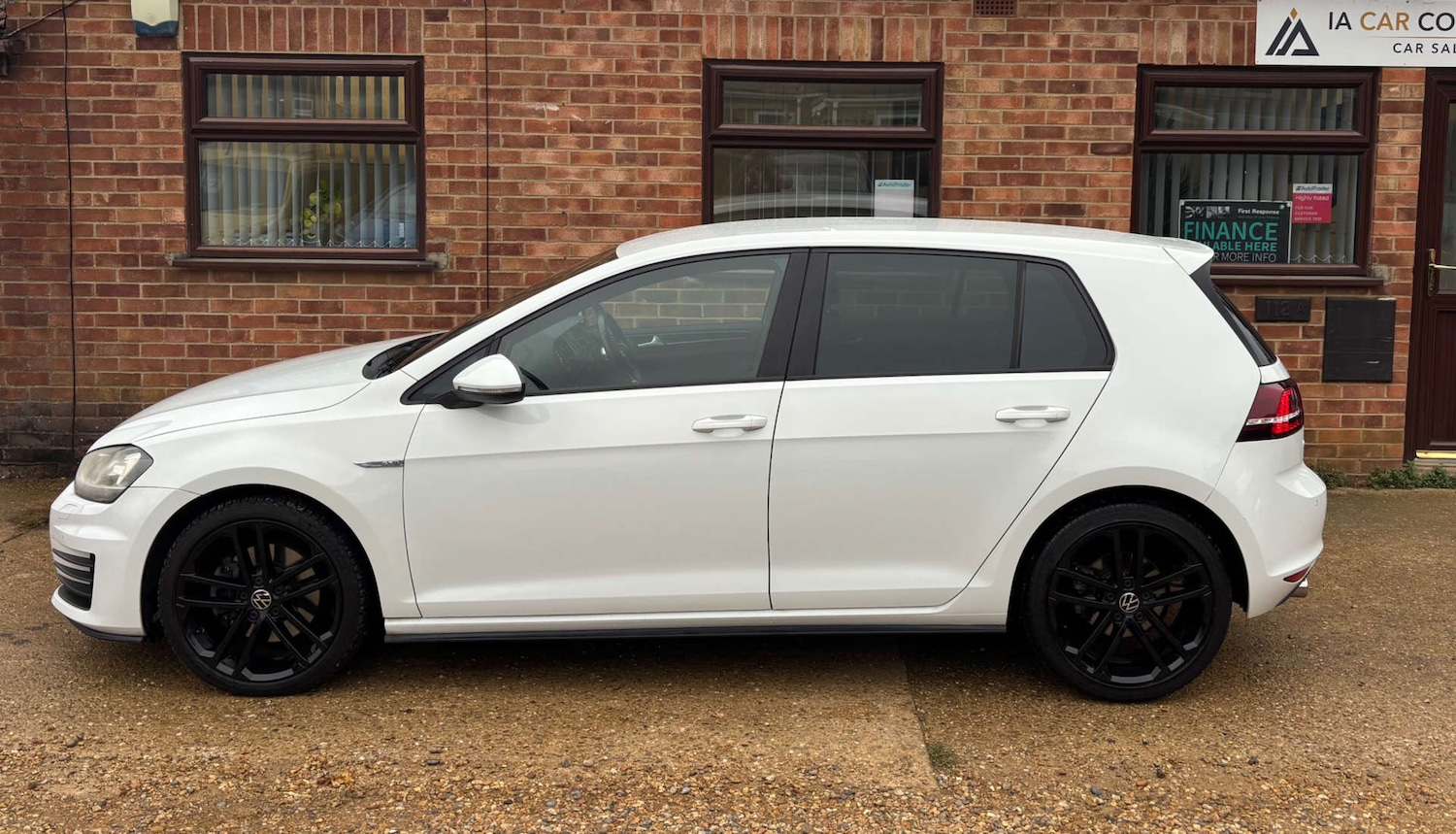 Used Volkswagen Golf 2014 for sale - 76681856: Photo 6