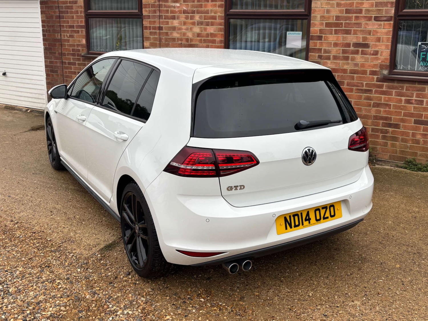 Used Volkswagen Golf 2014 for sale - 76681856: Photo 7