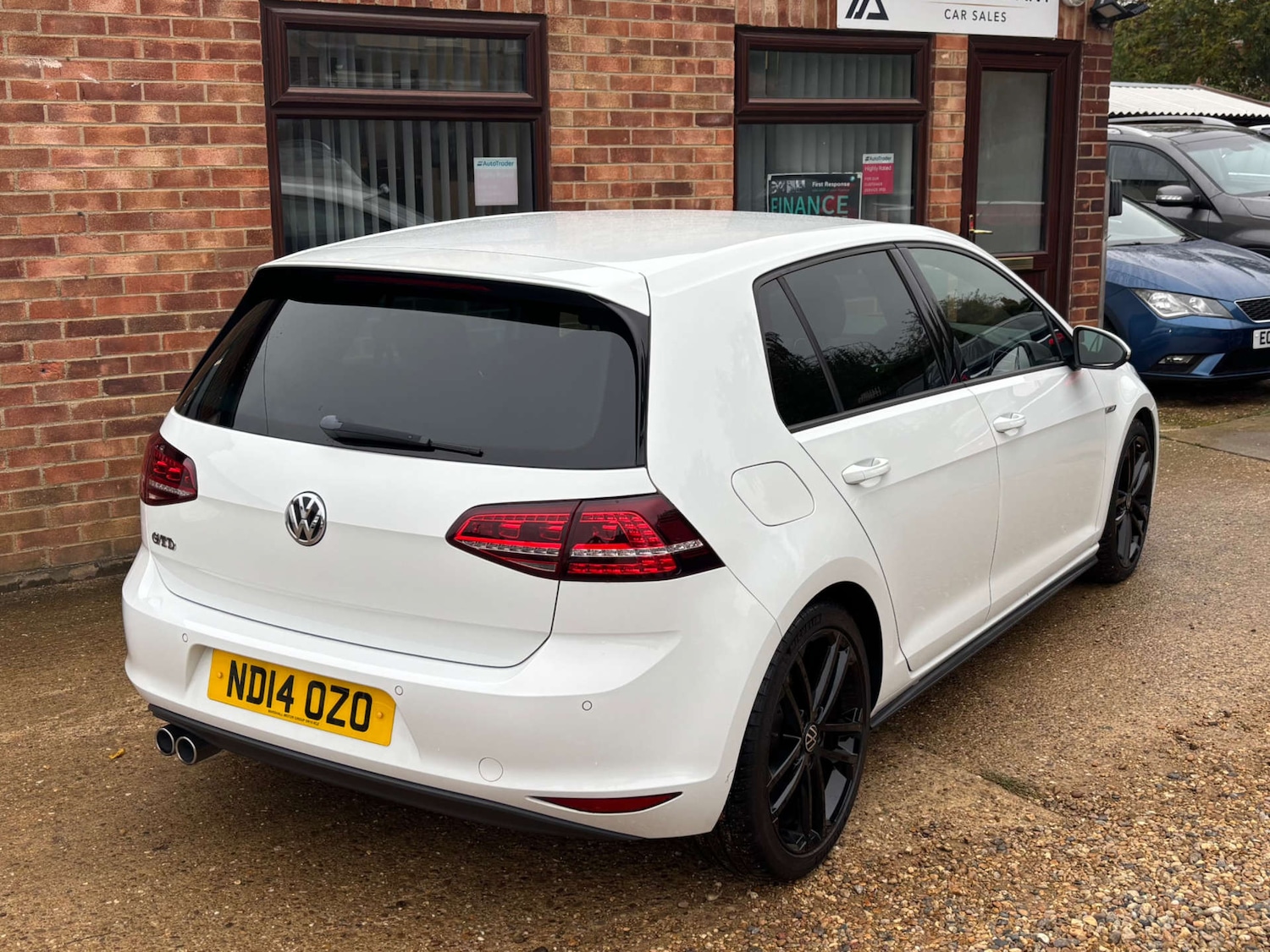 Used Volkswagen Golf 2014 for sale - 76681856: Photo 9