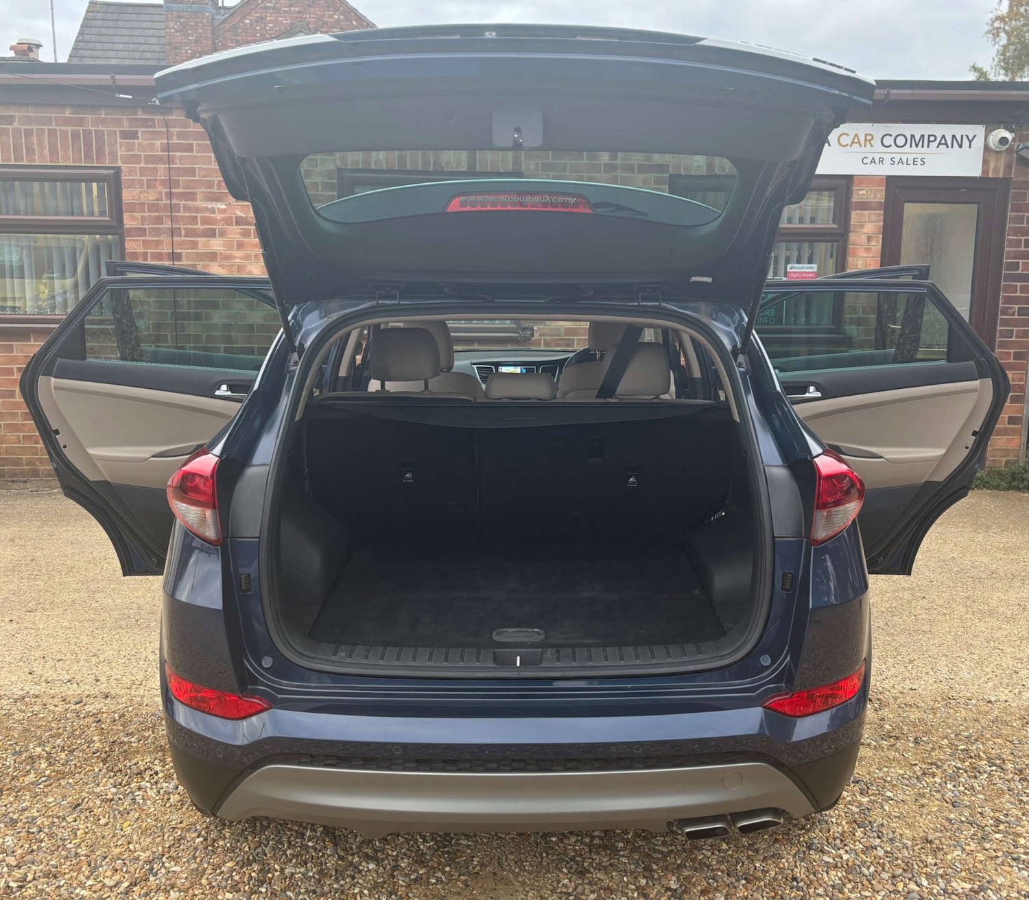 Used Hyundai TUCSON 2017 for sale - 76681848: Photo 13